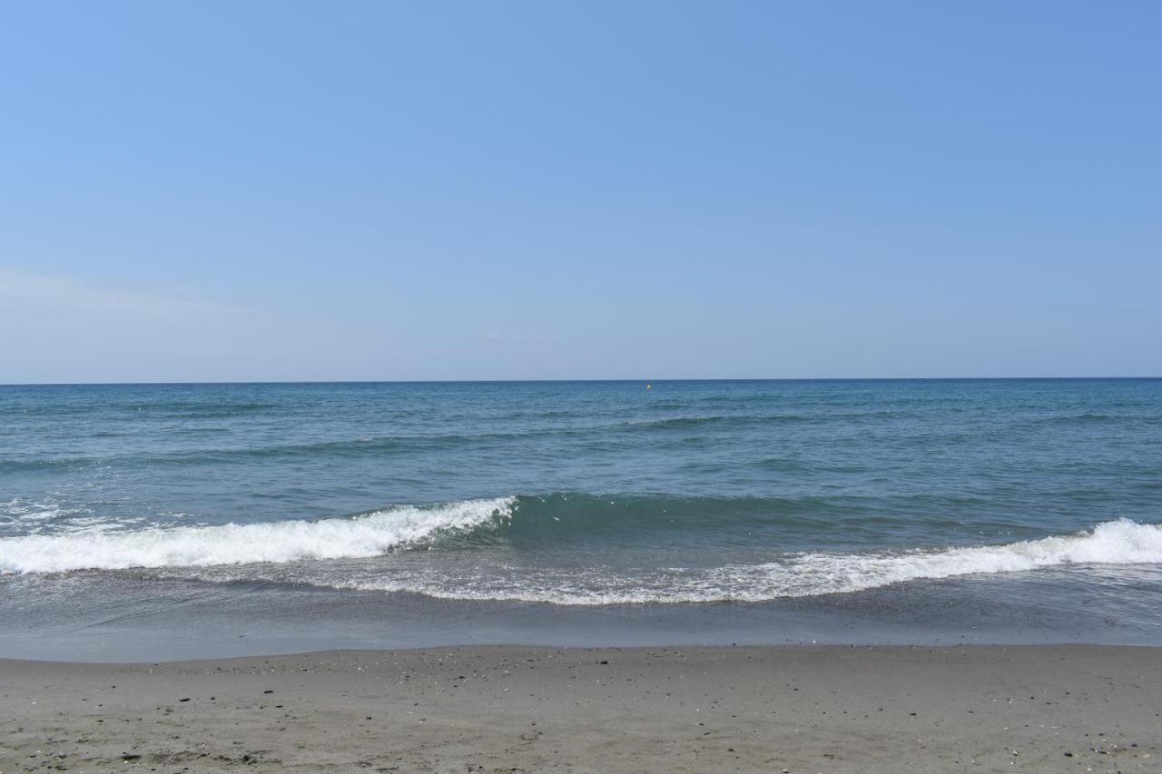 토록스 Fantastic Studio - Beachfront 아파트 외부 사진